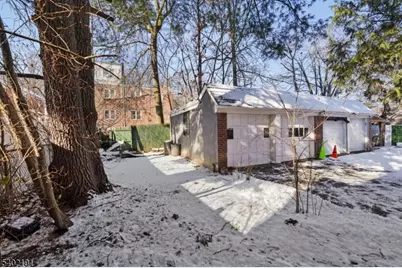 191 Midland Pl #2, Newark, NJ 07106 - Photo 23