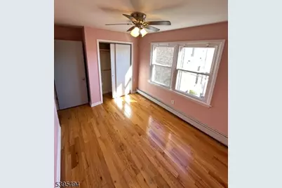 97 Walnut St, Montclair, NJ 07042 - Photo 9