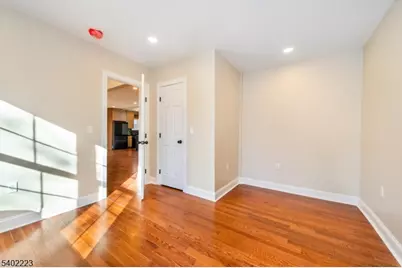 50 Grand Ave, Ridgefield, NJ 07660 - Photo 17