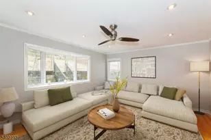 90 Burnham Pkwy, Morris Township, NJ 07960 - Photo 3