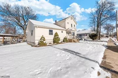 1996 Barnett St, Rahway, NJ 07065 - Photo 25