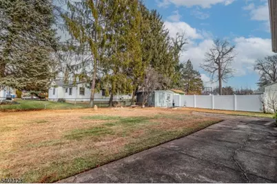 34 E Prescott Ave, Woodbridge Township, NJ 07067 - Photo 27