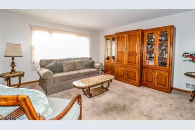 34 E Prescott Ave, Woodbridge Township, NJ 07067 - Photo 7