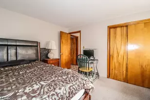 34 E Prescott Ave, Woodbridge Township, NJ 07067 - Photo 23