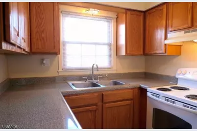 64 Mill St #B, Newton, NJ 07860 - Photo 3