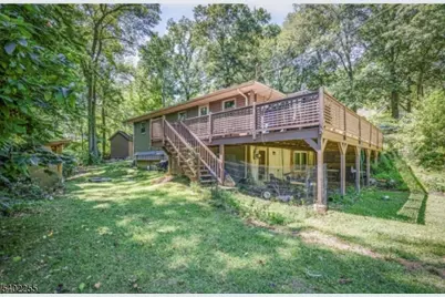 1 Stonewall Dr, Vernon, NJ 07419 - Photo 1