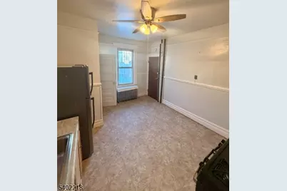 27 Norwood St #1, Newark, NJ 07106 - Photo 13