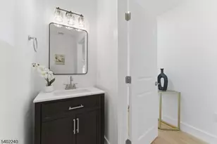 914 Bower St, Linden, NJ 07036 - Photo 9