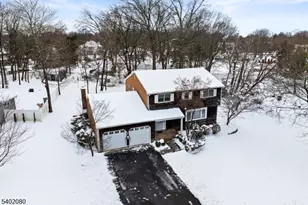 8 Liberty Ln, Franklin Township, NJ 08873 - Photo 5