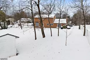 8 Liberty Ln, Franklin Township, NJ 08873 - Photo 33