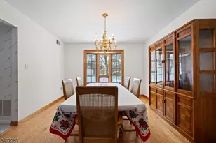 8 Liberty Ln, Franklin Township, NJ 08873 - Photo 15