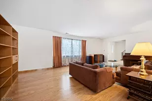 8 Liberty Ln, Franklin Township, NJ 08873 - Photo 9