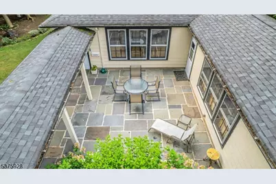 82 Winsor Pl, Glen Ridge, NJ 07028 - Photo 3