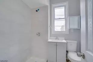 678 Liberty Ave, Jersey City, NJ 07307 - Photo 11