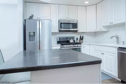 130 Barrister Dr #130, Butler, NJ 07405 - Photo 5