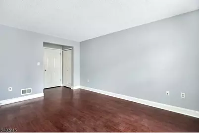 807 Breckenridge Dr, Branchburg Township, NJ 08876 - Photo 13