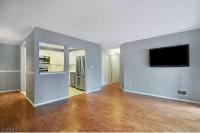 807 Breckenridge Dr, Branchburg Township, NJ 08876 - Photo 3