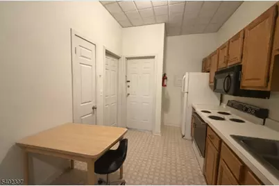 2 E Washington Ave #2C, Washington Boro, NJ 07882 - Photo 3