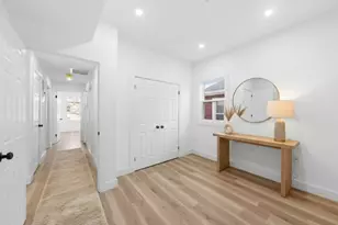 189 N Oraton Pkwy, East Orange, NJ 07017 - Photo 9