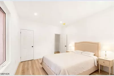 189 N Oraton Pkwy, East Orange, NJ 07017 - Photo 17