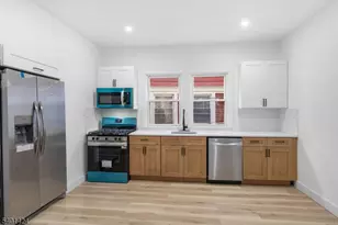 189 N Oraton Pkwy, East Orange, NJ 07017 - Photo 7