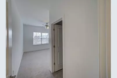 63 Veterans Way, Morris Plains, NJ 07950 - Photo 19