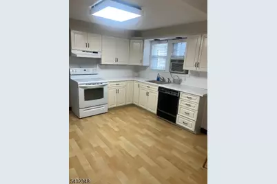 203 Lenox Ave, Pompton Lakes, NJ 07442 - Photo 3