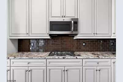 83 Brownstone Rd, Clifton, NJ 07013 - Photo 9