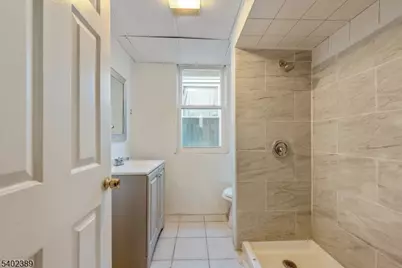 525 Maple Ave, Elizabeth, NJ 07202 - Photo 11