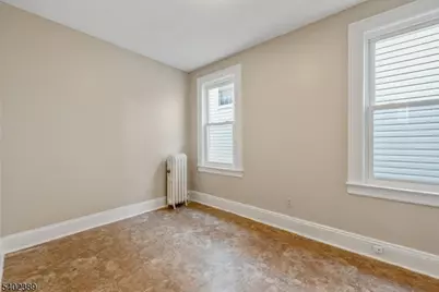 525 Maple Ave, Elizabeth, NJ 07202 - Photo 9