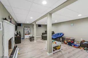 76 Ridge Rd, Jefferson Township, NJ 07438 - Photo 5