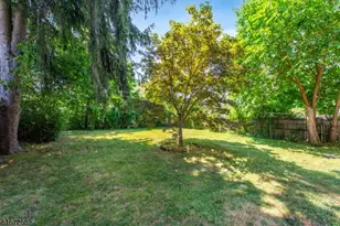 99 Chesapeake Ave, Parsippany, NJ 07034 - Photo 21