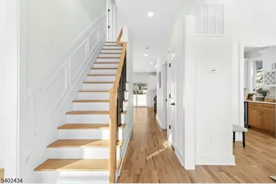 61 W Colfax Ave, Roselle Park, NJ 07204 - Photo 7