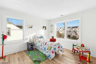 61 W Colfax Ave, Roselle Park, NJ 07204 - Photo 27