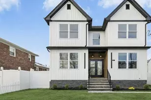 61 W Colfax Ave, Roselle Park, NJ 07204 - Photo 1