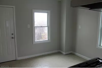 232 Sherman Ave #2, Newark, NJ 07114 - Photo 3