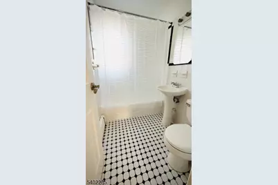 33-B W Roselle Ave #B, Roselle Park, NJ 07204 - Photo 17