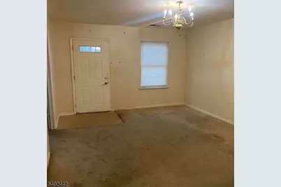 268 W Kinney St, Newark, NJ 07103 - Photo 5