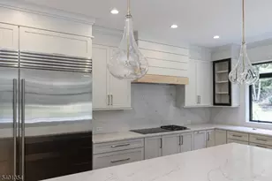 4 Harlow Pointe Cv, Green Brook Township, NJ 08812 - Photo 15