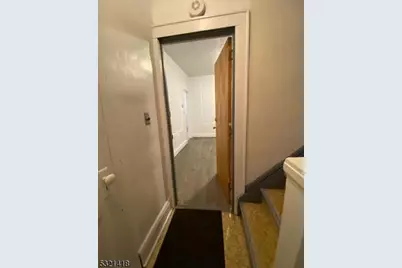 1031 Kilsyth Rd #1R, Elizabeth, NJ 07208 - Photo 3