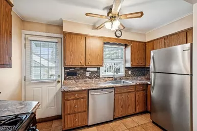 16 Cross St #A, Madison, NJ 07940 - Photo 11