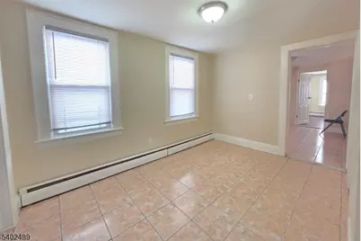 27 Geneva St, Elizabeth, NJ 07206 - Photo 3