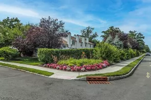 23 Borelle Square, Sayreville, NJ 08859 - Photo 35