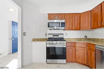 23 Borelle Square, Sayreville Boro, NJ 08859 - Photo 11