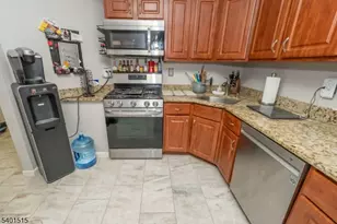 23 Borelle Square, Sayreville, NJ 08859 - Photo 11