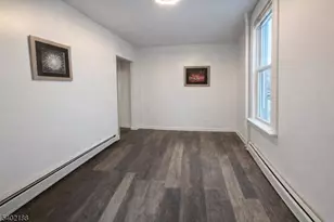 9 Washington St, Montclair, NJ 07042 - Photo 7