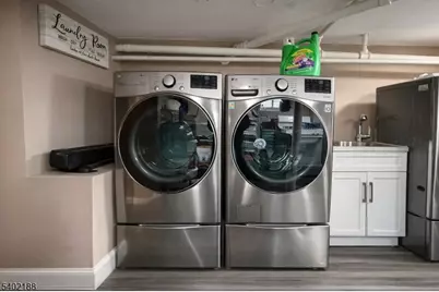 9 Washington St #1, Montclair, NJ 07042 - Photo 13