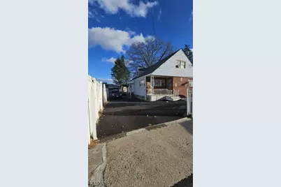 337 E 29th St, Paterson, NJ 07514 - Photo 19