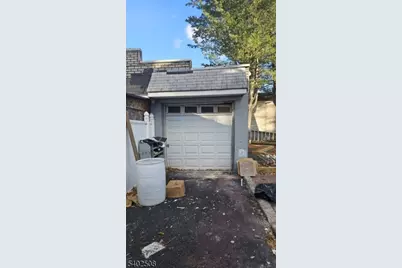 337 E 29th St, Paterson, NJ 07514 - Photo 17