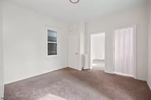 172 Hickory St, Orange, NJ 07050 - Photo 11